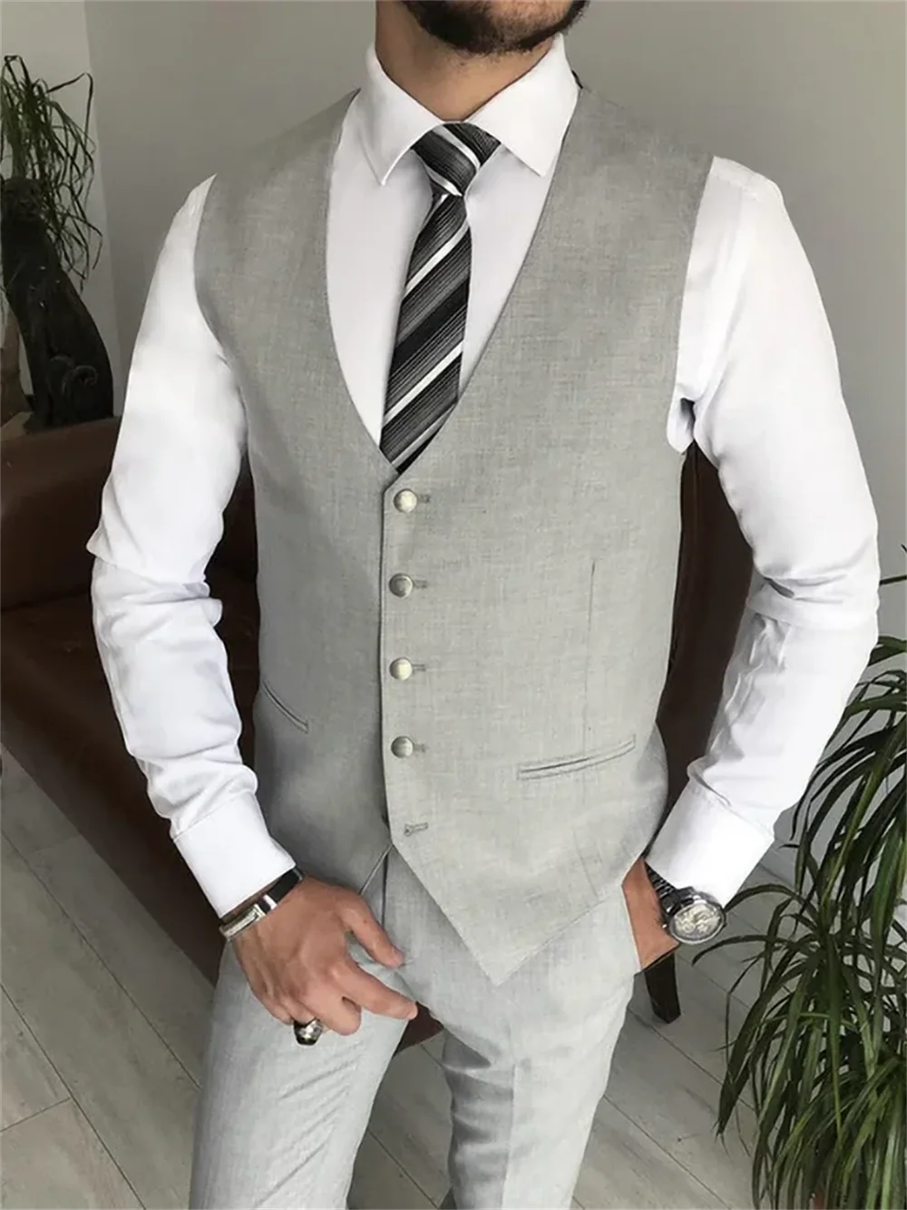 3 Piece Light Gray Notch Lapel Single Breasted Suits for Men.