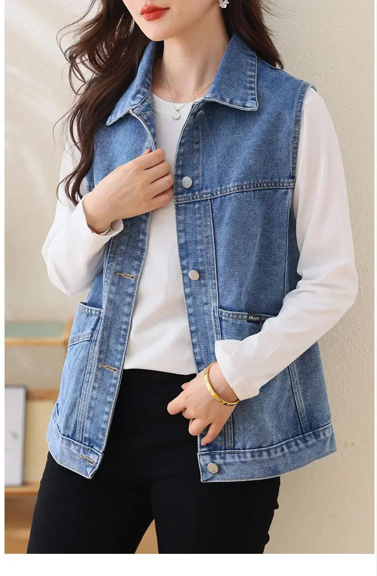 Casual Denim Vest for Women in Spring and Autumn .