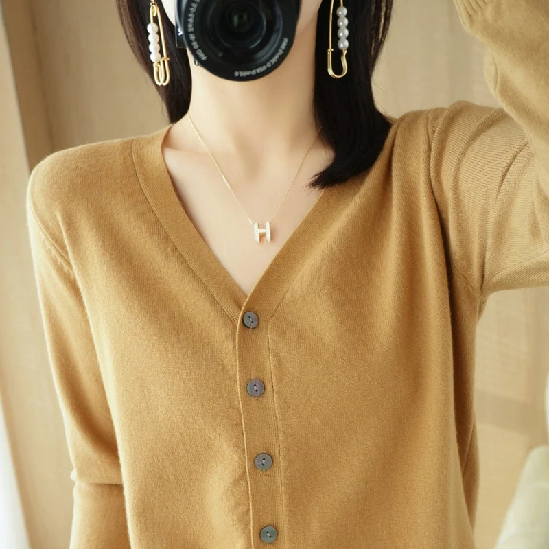 Cashmere Knit Cardigan V-Neck Solid Color Fashion High-Grade Comfortable.