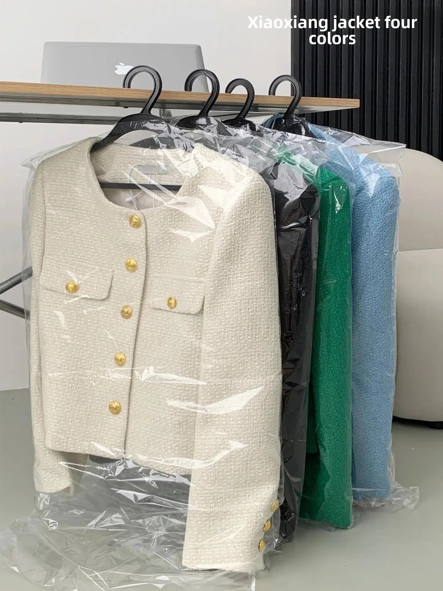 Fall Thickened Short Coat Women's Winter Hot Sale .