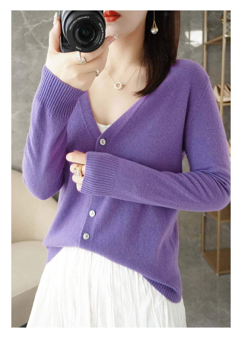 New V-Neck Temperament Small Fragrant Wind Women Loose Sweater .