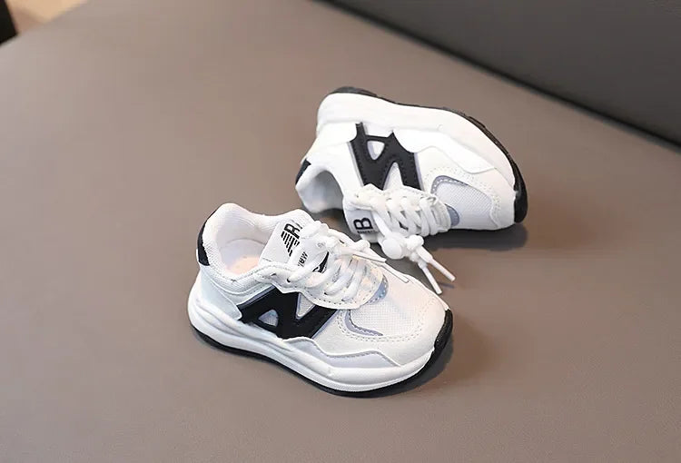 Kids Shoes for Boys Girls Soft Sneakers New .