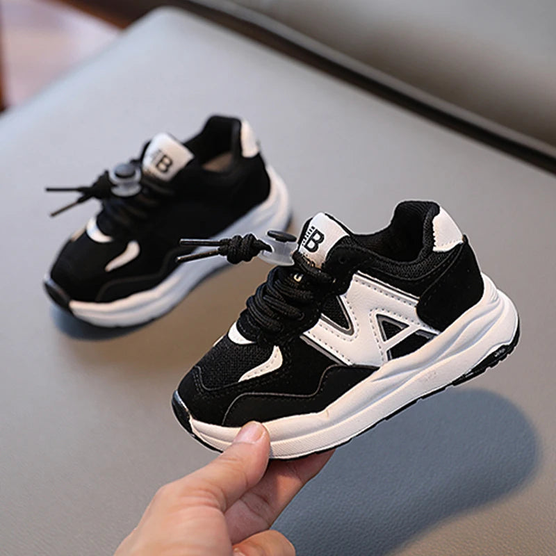 Kids Shoes for Boys Girls Soft Sneakers New Fashion Sports.
