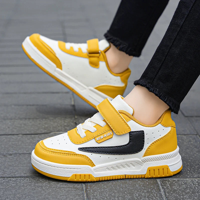 Spring and Autumn Running Sneakers for Kids Non-slip Shoes for Boys.
