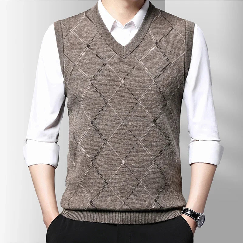 Casual Sweater Tank Top Autumn and Winter Warm Men's Vest.