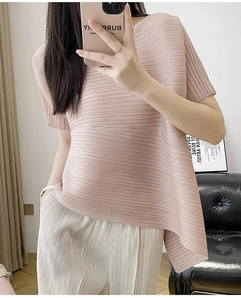 Miyake style pleated tops for women 2024 summer new high-end loose large size stretch fabric clothes temperament T-shirt