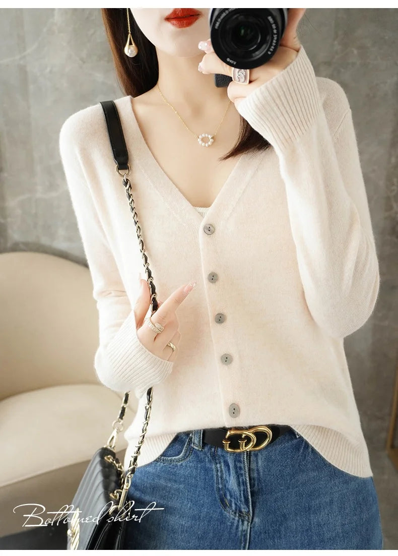 New V-Neck Temperament Small Fragrant Wind Women Loose Sweater .