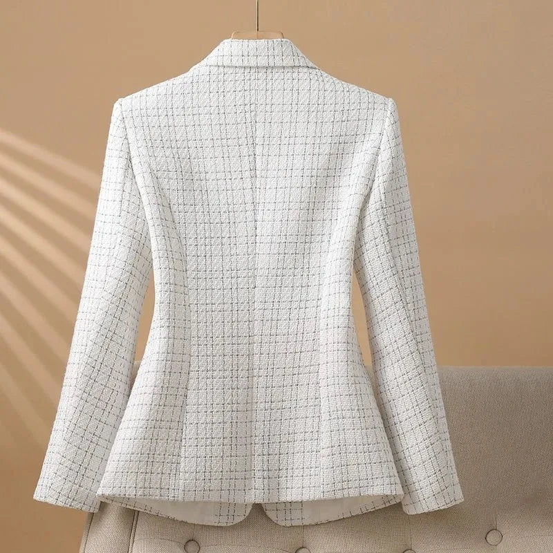 Fashionable White Checkered Suit Jacket For Women  .