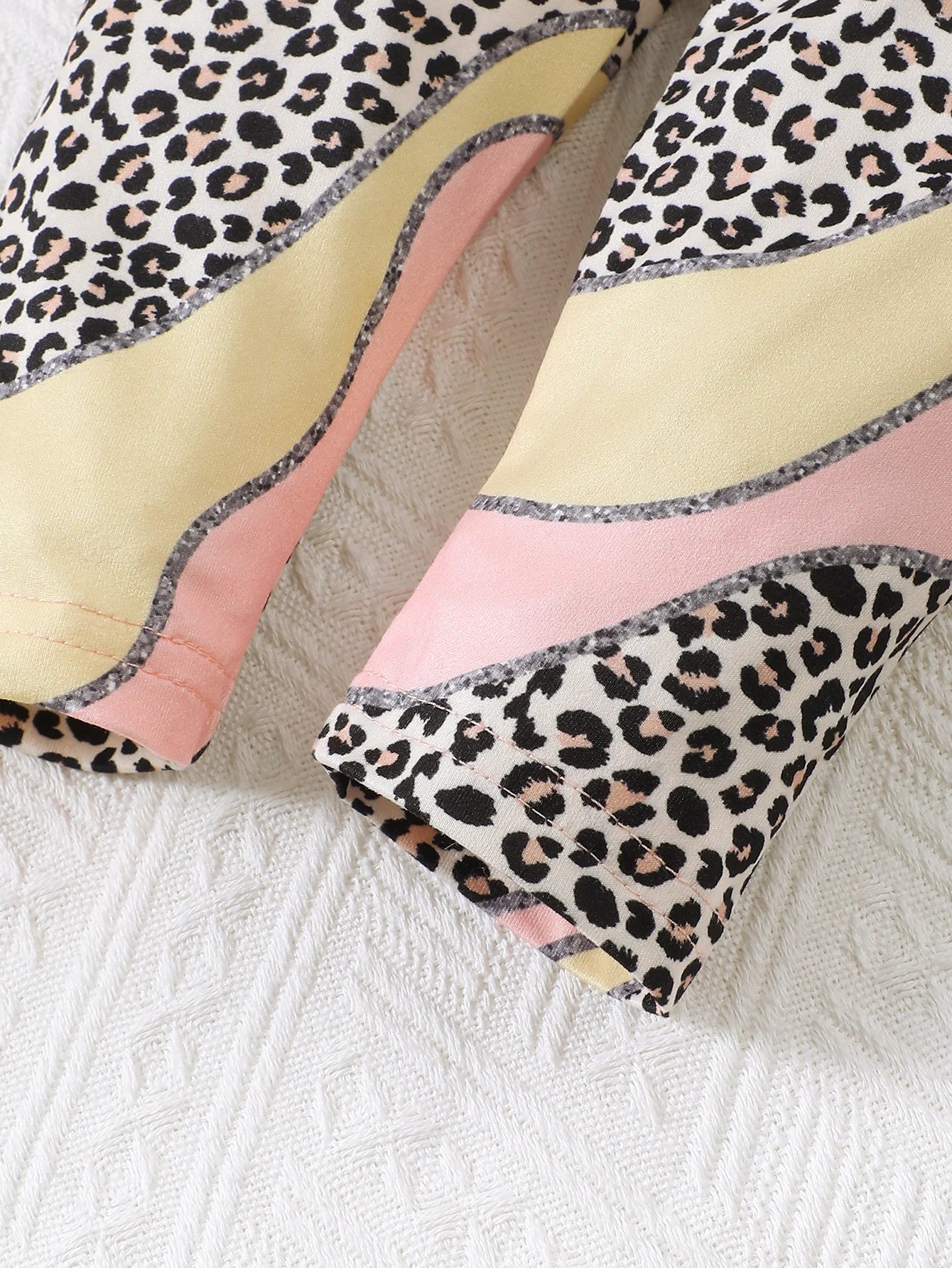 New Baby Girl Casual Round Neck Sleeveless Dress Printed Pants Two Piece Set.