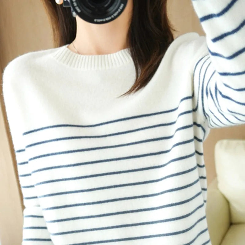 100% Cotton Knitted Sweater Women's Sweater .