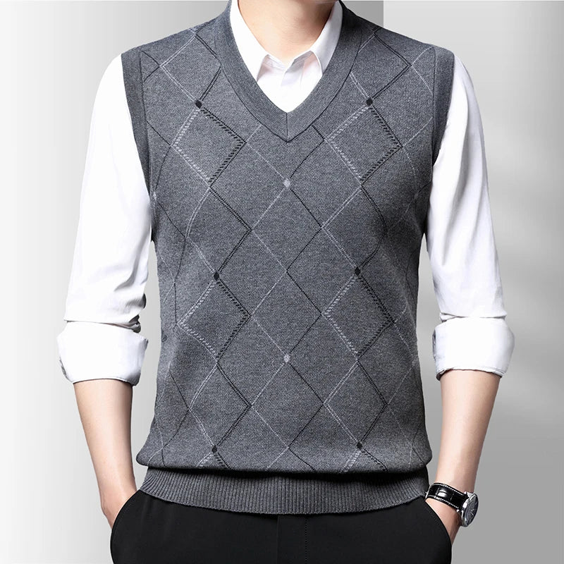 Casual Sweater Tank Top Autumn and Winter Warm Men's Vest.