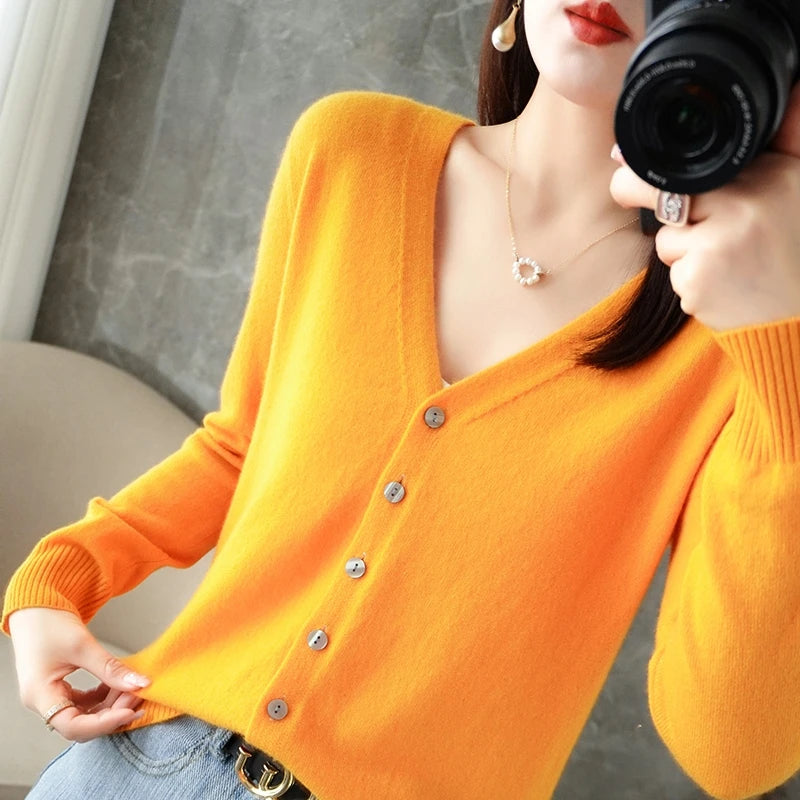 New V-Neck Temperament Small Fragrant Wind Women Loose Sweater .