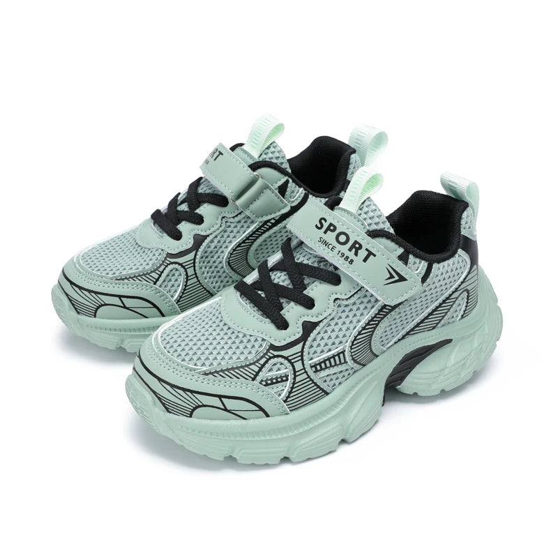 Kids Fashion Sports Shoes Breathable Mesh Running Shoes.