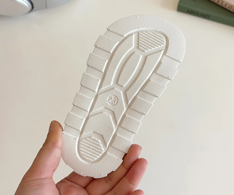 Kids Sandals Children Summer Beach Shoes for Boys Girls.