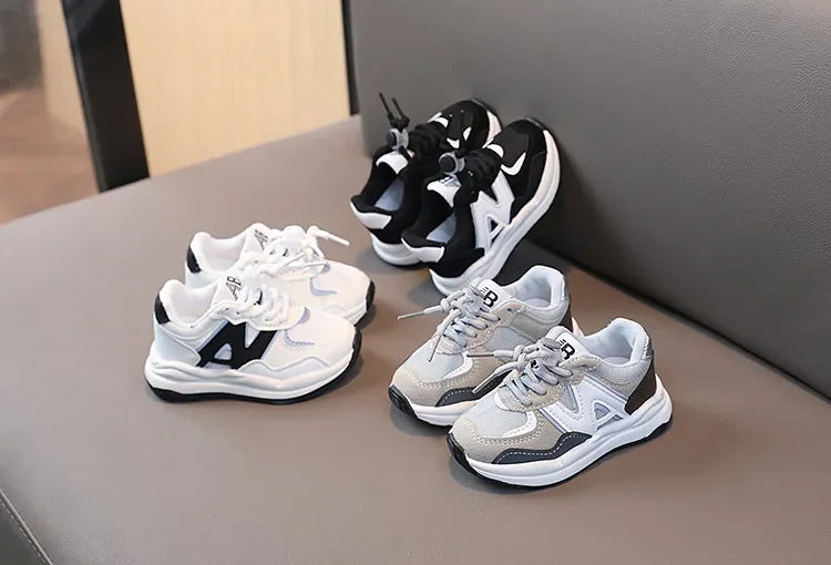 Kids Shoes for Boys Girls Soft Sneakers New .