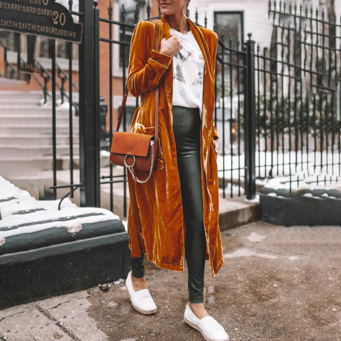 Stylish Women Coat Warm Fashion Golden Velvet Small Suit Jacket .