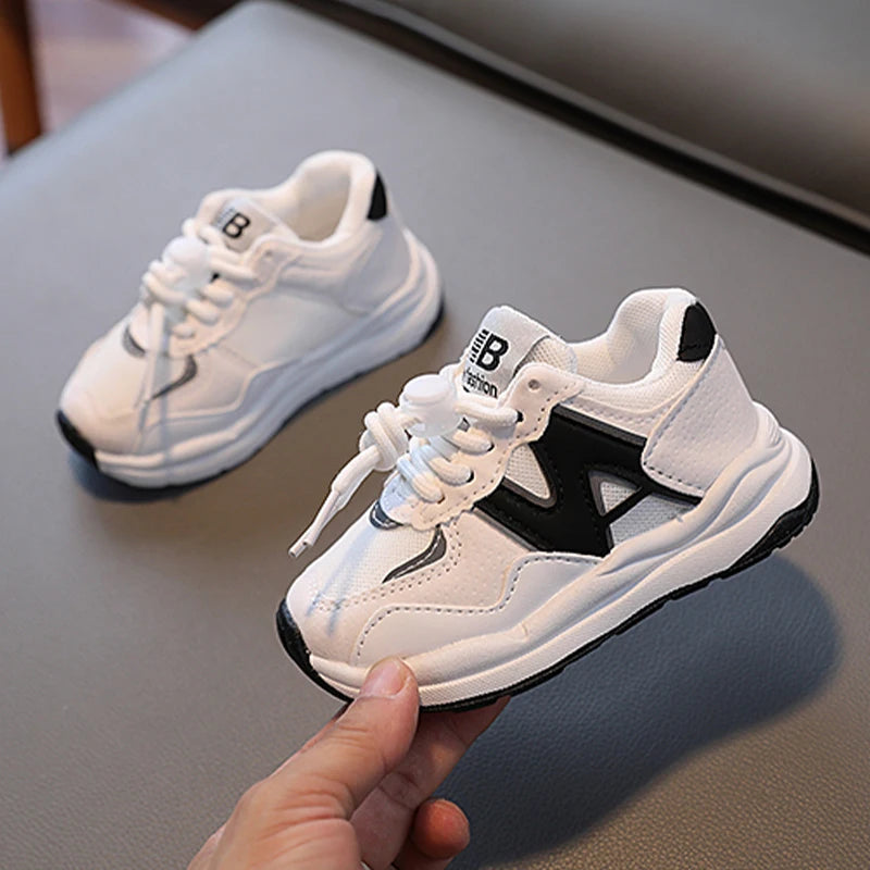 Kids Shoes for Boys Girls Soft Sneakers New Fashion Sports.