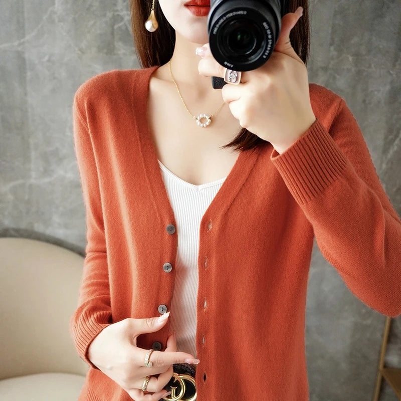 New V-Neck Temperament Small Fragrant Wind Women Loose Sweater .