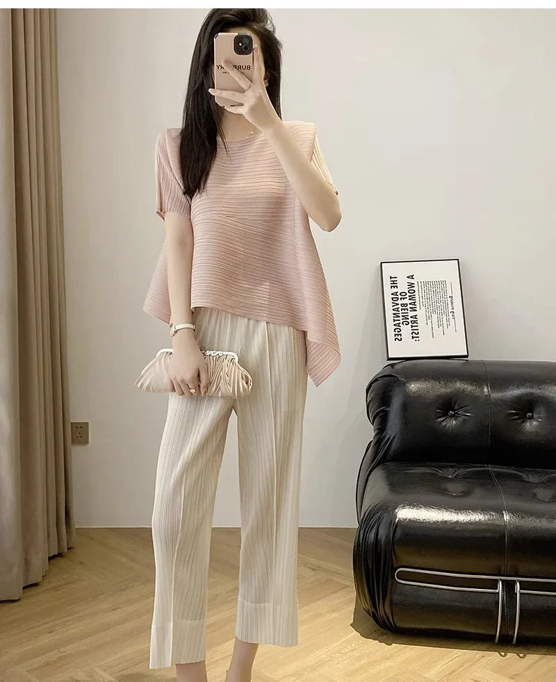 Miyake style pleated tops for women 2024 summer new high-end loose large size stretch fabric clothes temperament T-shirt