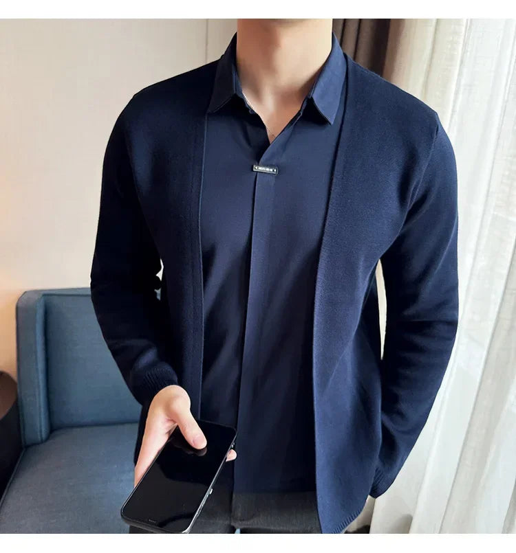 Autumn New Fake 2 Pieces Knitted Cardigan Traceless Shirt.