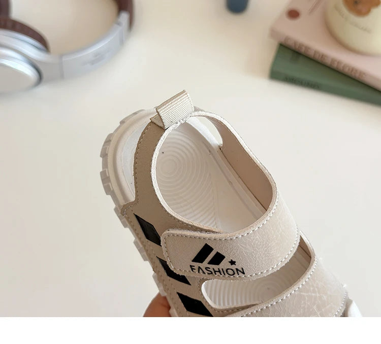 Kids Sandals Children Summer Beach Shoes for Boys Girls.