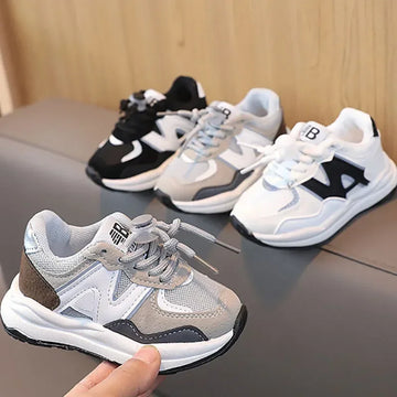 Kids Shoes for Boys Girls Soft Sneakers New .