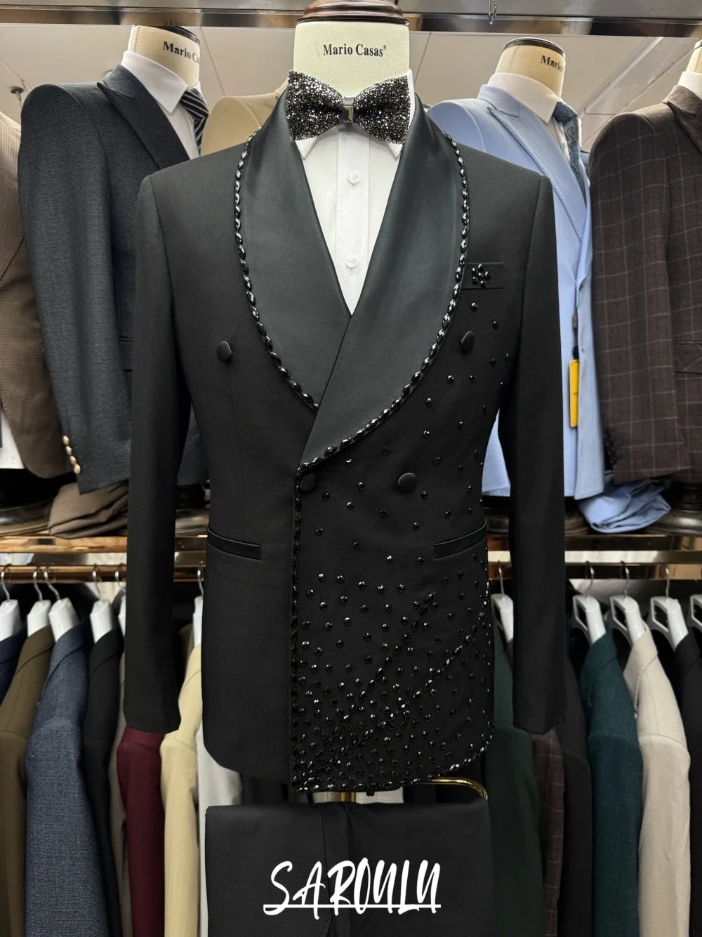 Textured Black Men's Suit Sophisticated Party .