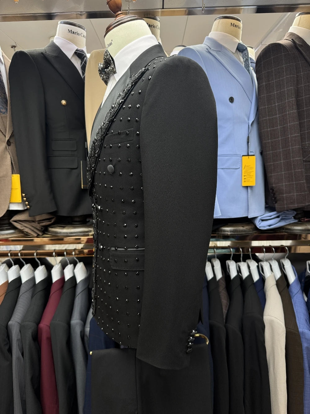 Textured Black Men's Suit Sophisticated Party .