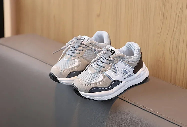 Kids Shoes for Boys Girls Soft Sneakers New .