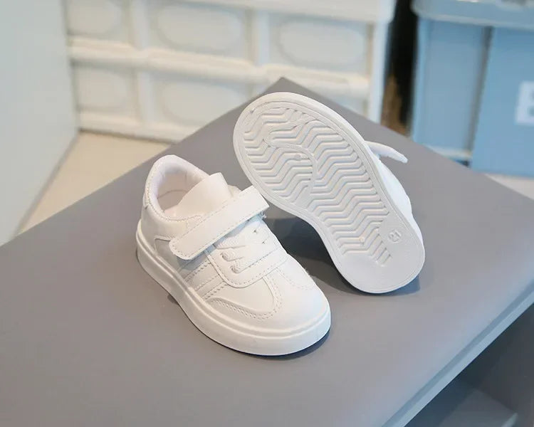 Kids Sports Shoes for School Boys Girls White Shoes.