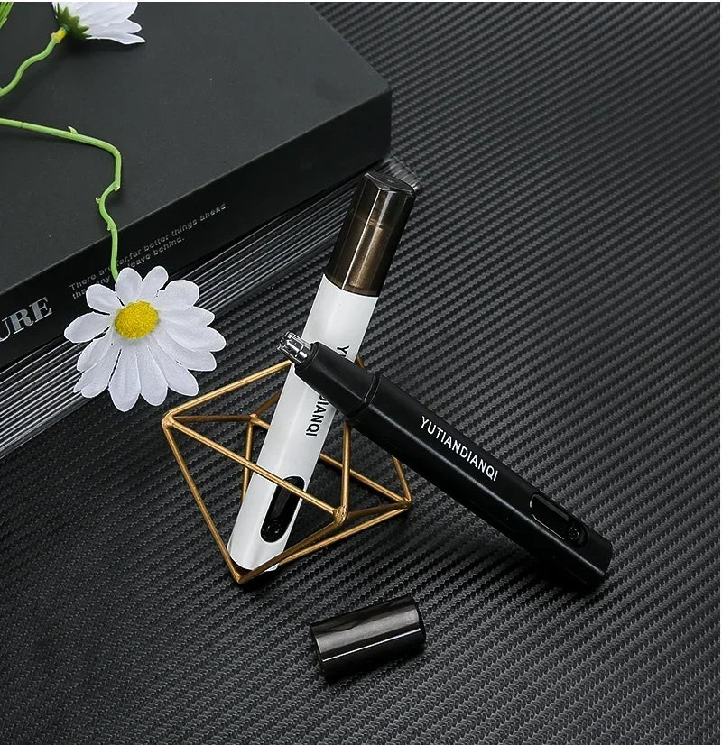 2 In 1 Electric Portable Ear And Nose Hair Trimmer Clipper .