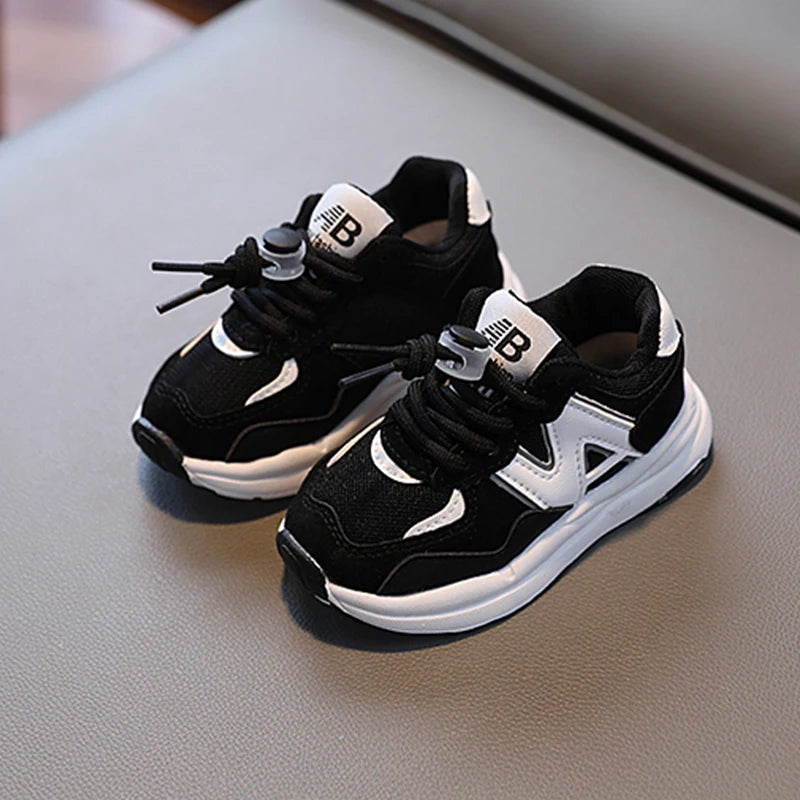 Kids Shoes for Boys Girls Soft Sneakers New Fashion Sports.