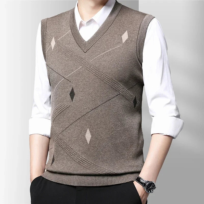 Men's Thickened Casual Sweater Tank Top Autumn and Winter Warm Men's Vest.