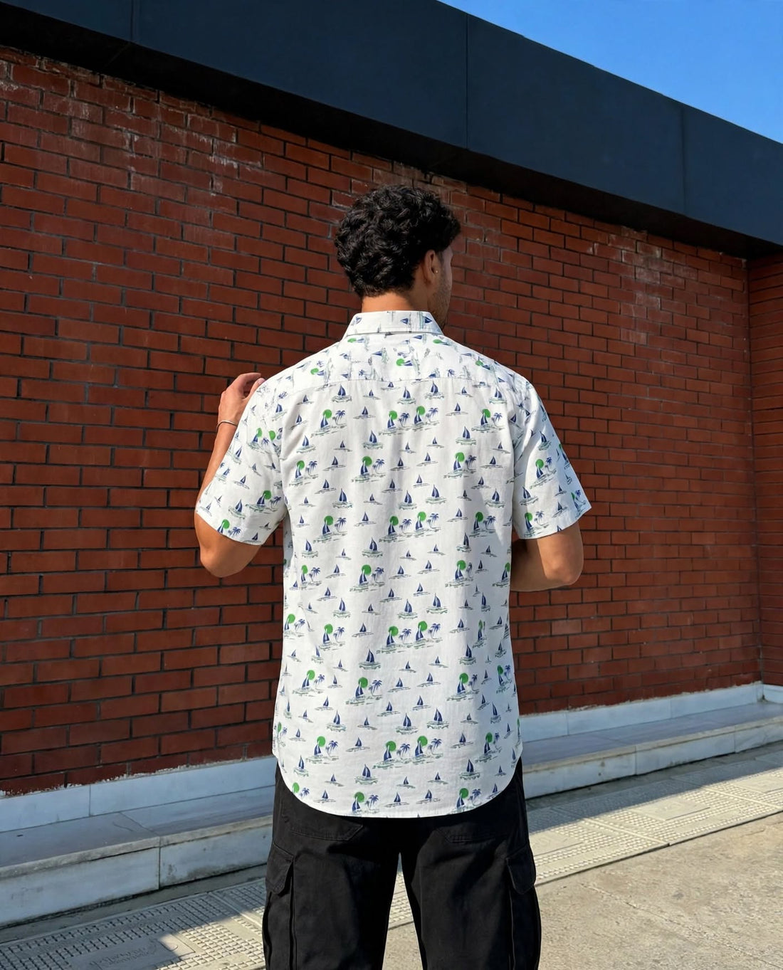 Men’s White Nautical Sailboat & Palm Tree Print Short Sleeve Shirt | Slim Fit Summer Holiday | Sizes S–XXL | MH