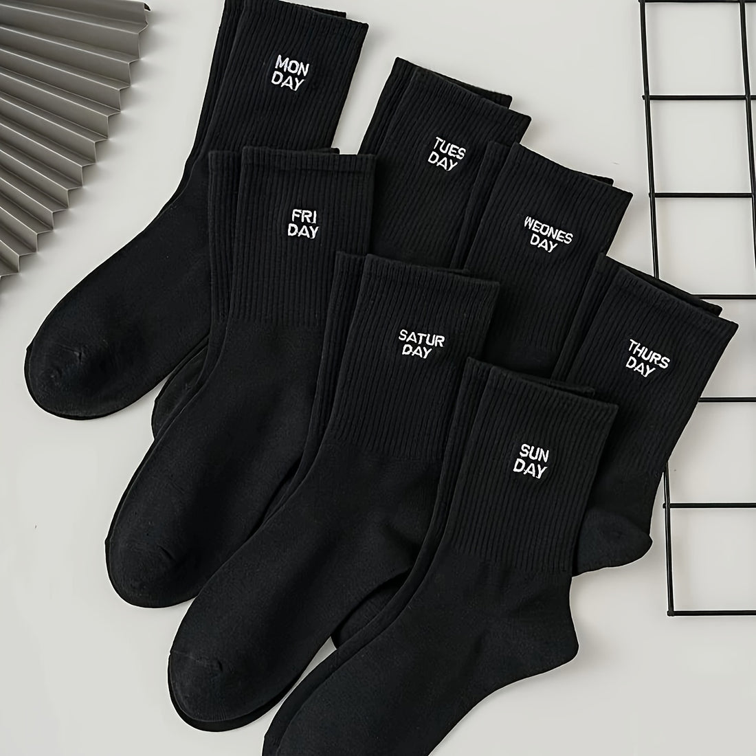 7 Pairs Plus Size Casual Crew Socks Set, Women's./MH