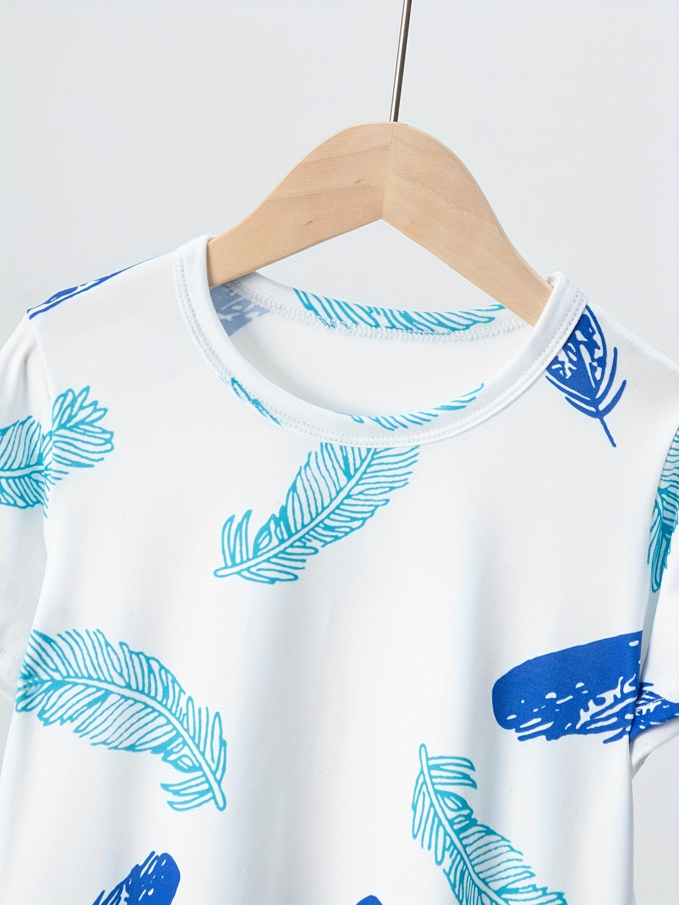 2 Pcs Boys Cute Outfits Sets, Leaves Pattern Short T-Shirts & Shorts,