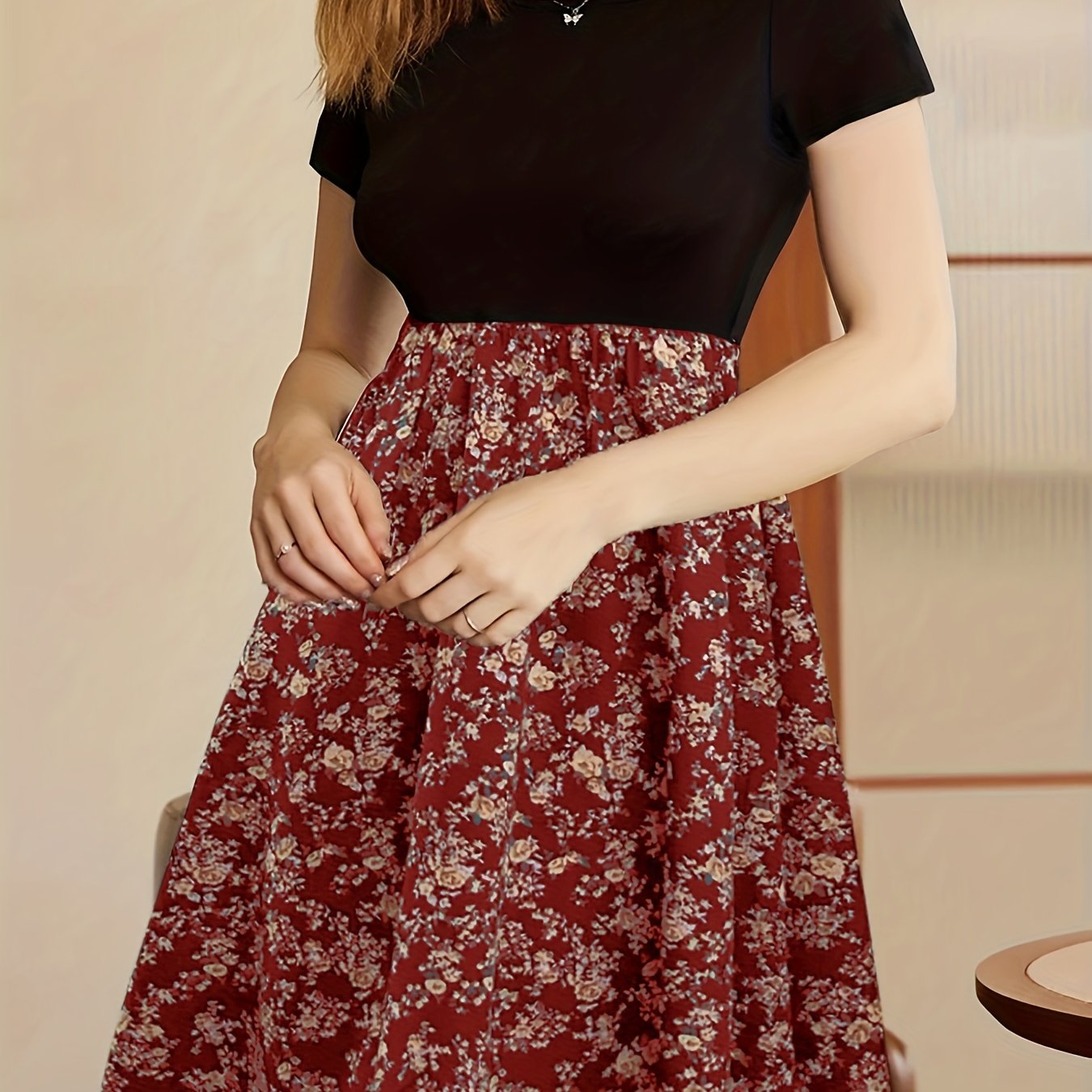 Vibrant Floral Print Crew Neck Dress - Short Sleeve,/MH