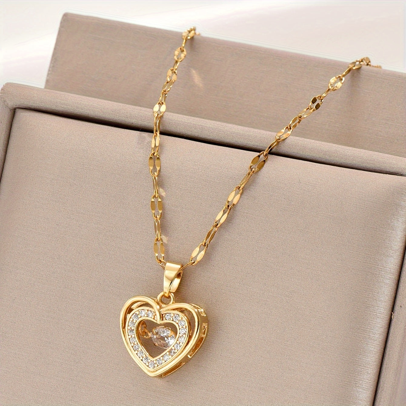 Golden Stainless Steel Three-dimensional Love Pendent Necklace, Rhinestone Fashion Necklace For Men Women Couple Street Daily Wear, Christmas Necklace Gift, father's day gift