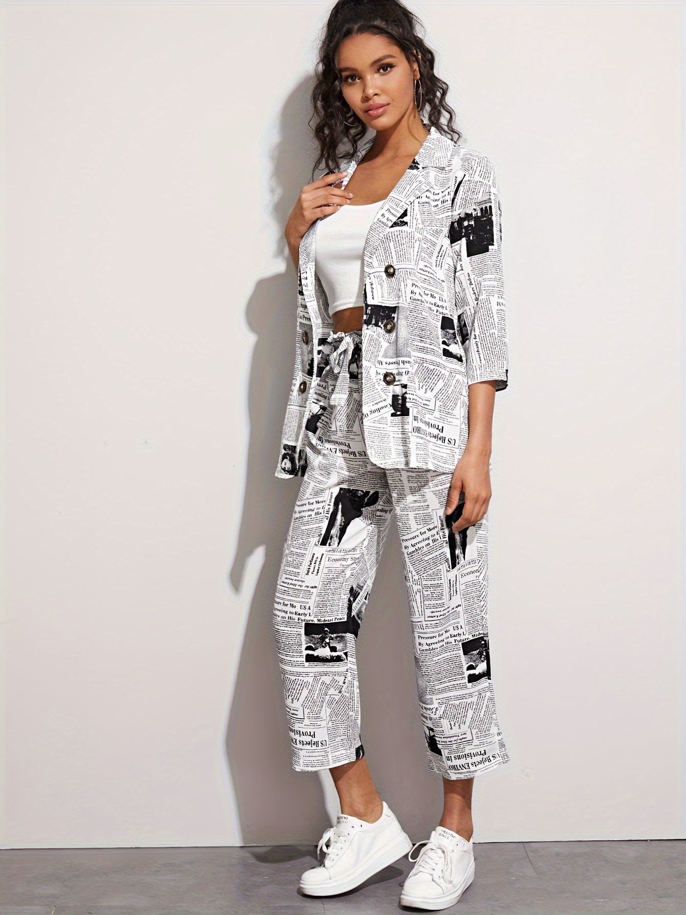 Stylish Newspaper Print 2 Piece, Button Front Lapel Neck Blazer.