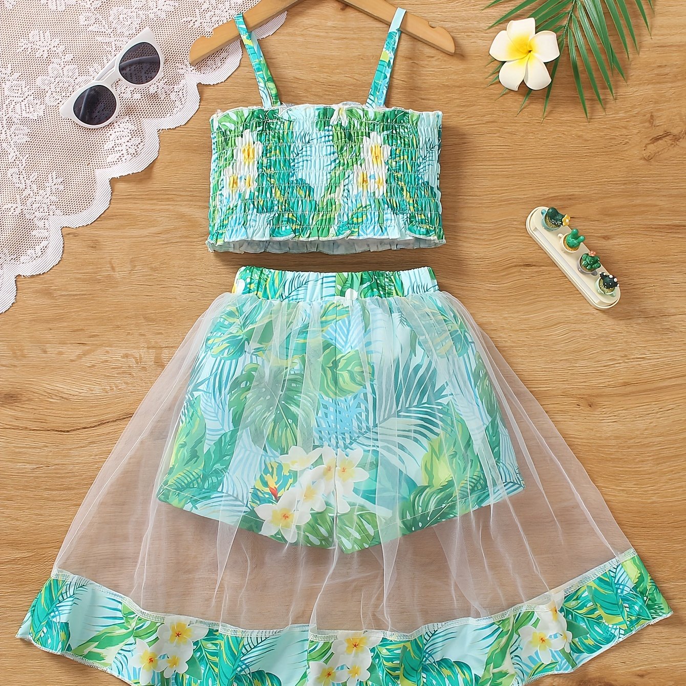 Girls' Two-Piece Set with Spaghetti Strap Butterfly Print .