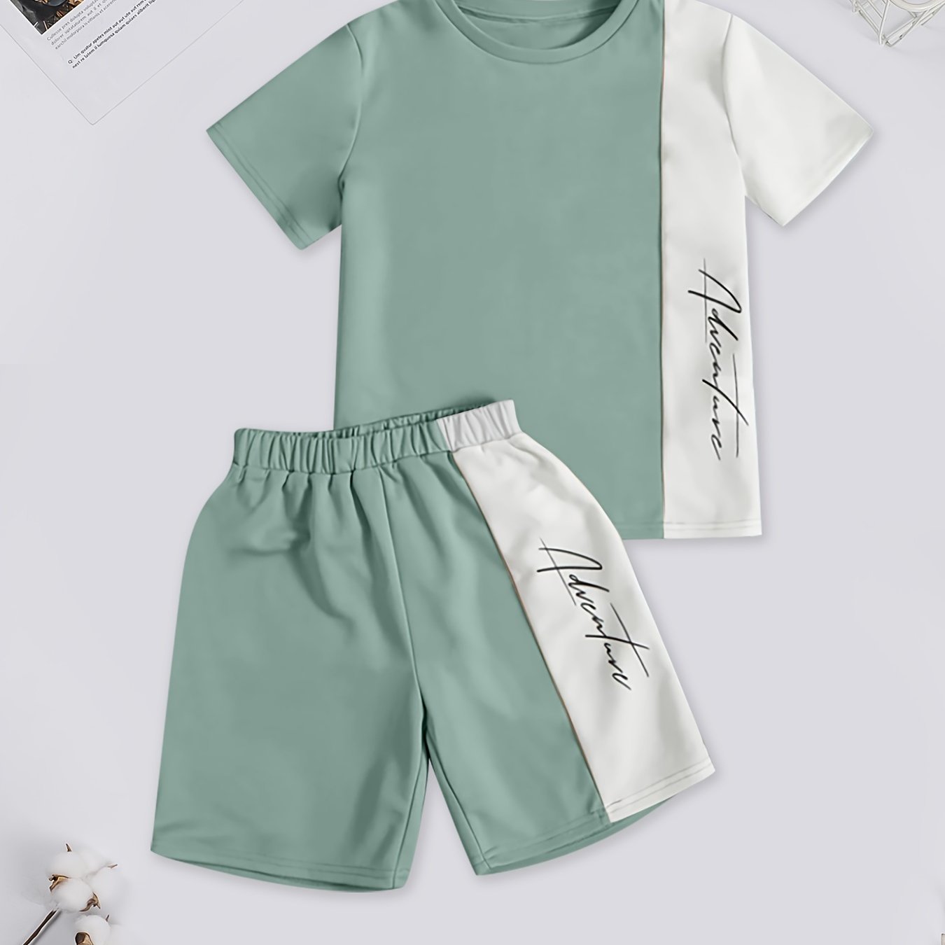 2pcs Boy's Trendy Color Block Short-sleeve Outfit,