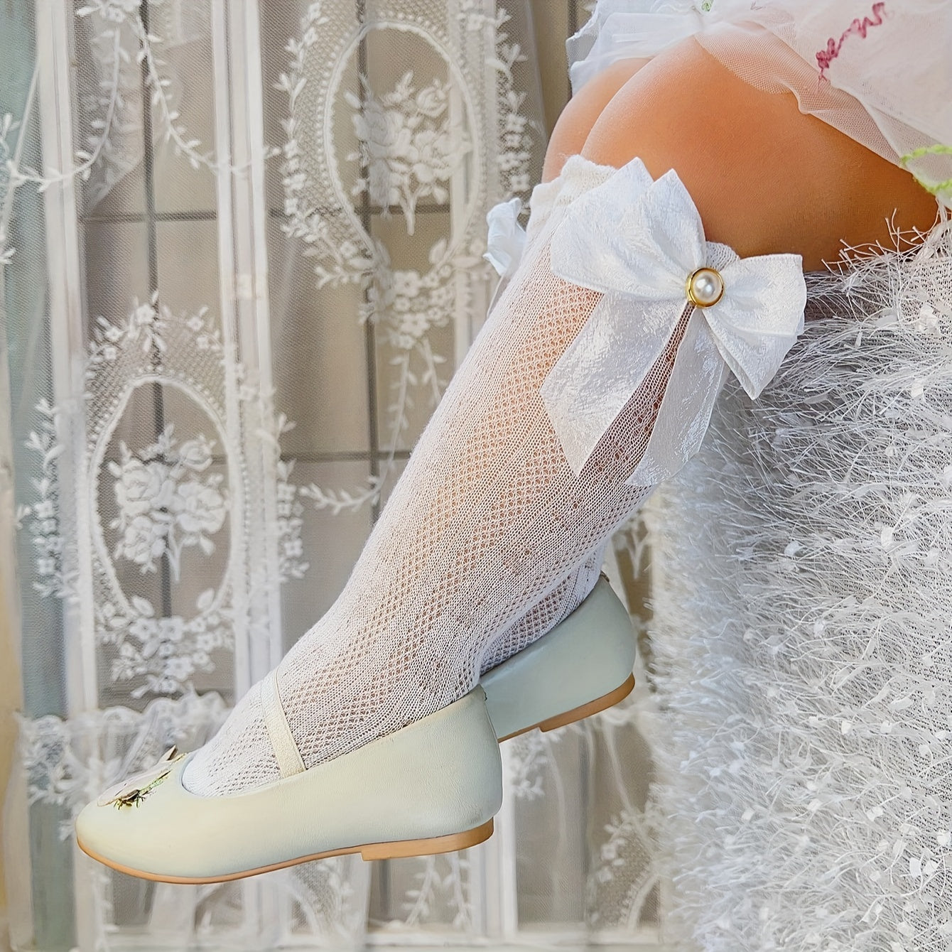 1/3 Pairs Of Girl's Cute Knee-High Socks with A Big Bow,/MH
