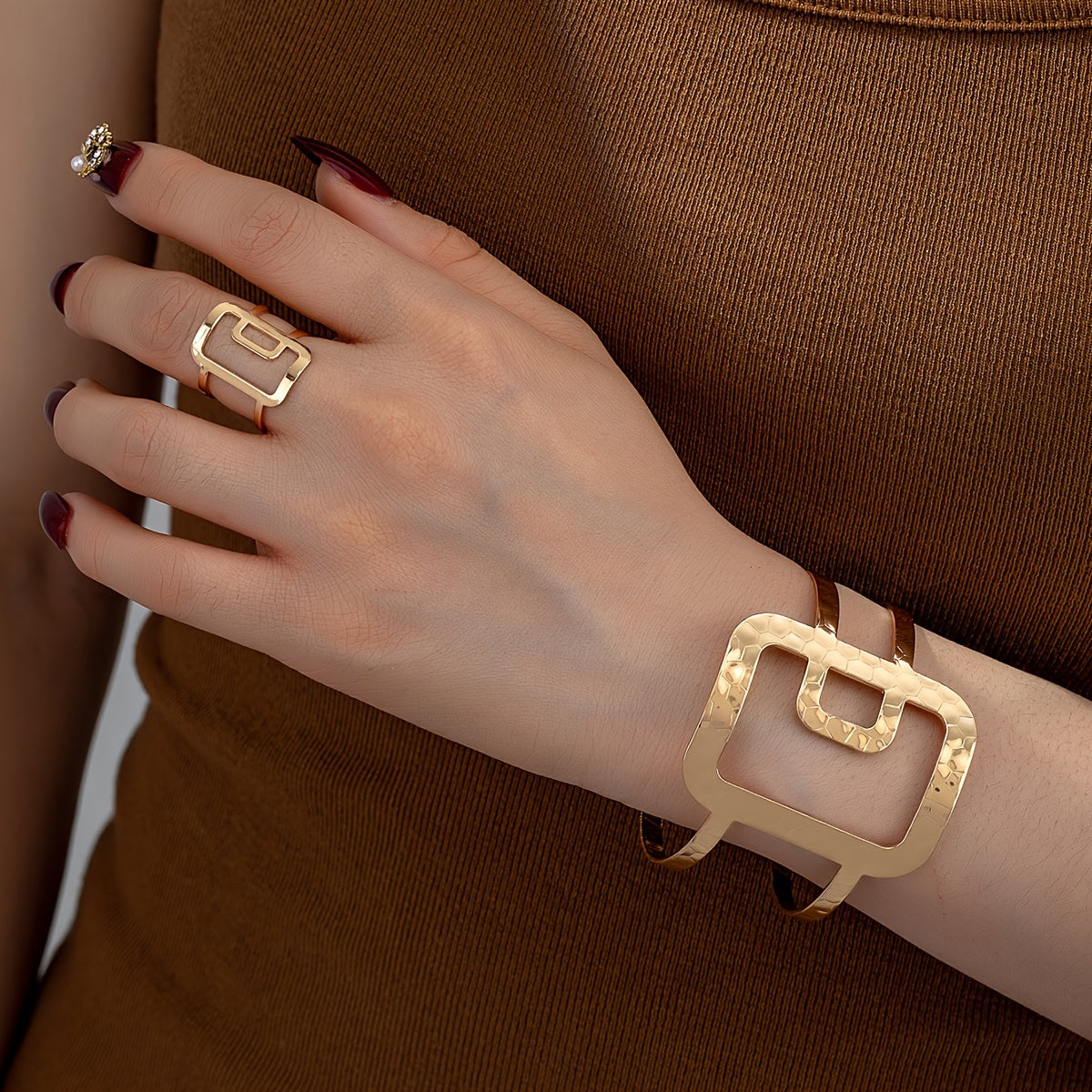 Elegant Accessory, Chic Geometric Open Cuff & Ring Set for Women -