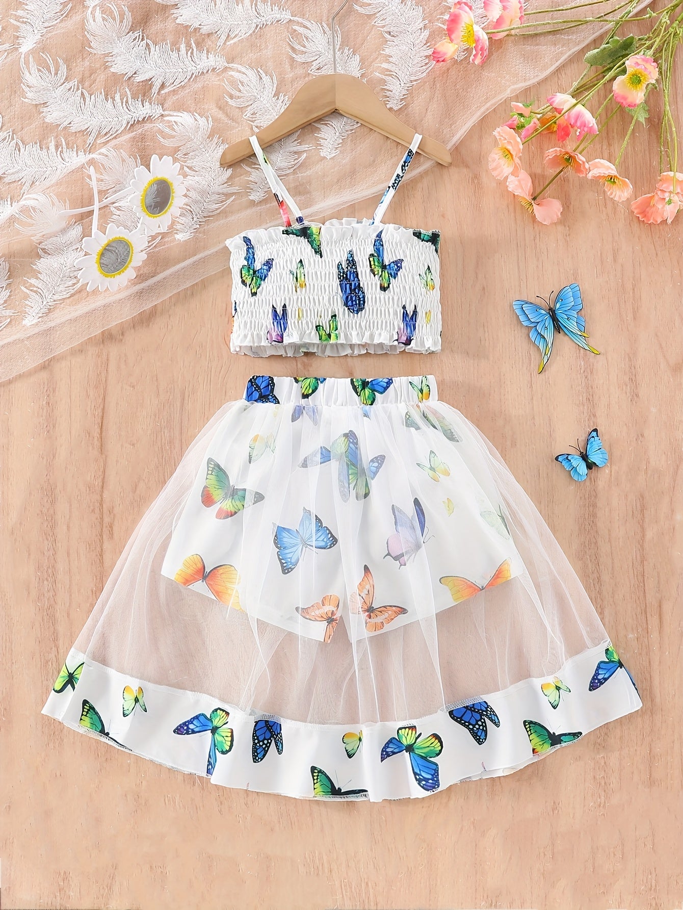 Girls' Two-Piece Set with Spaghetti Strap Butterfly Print .