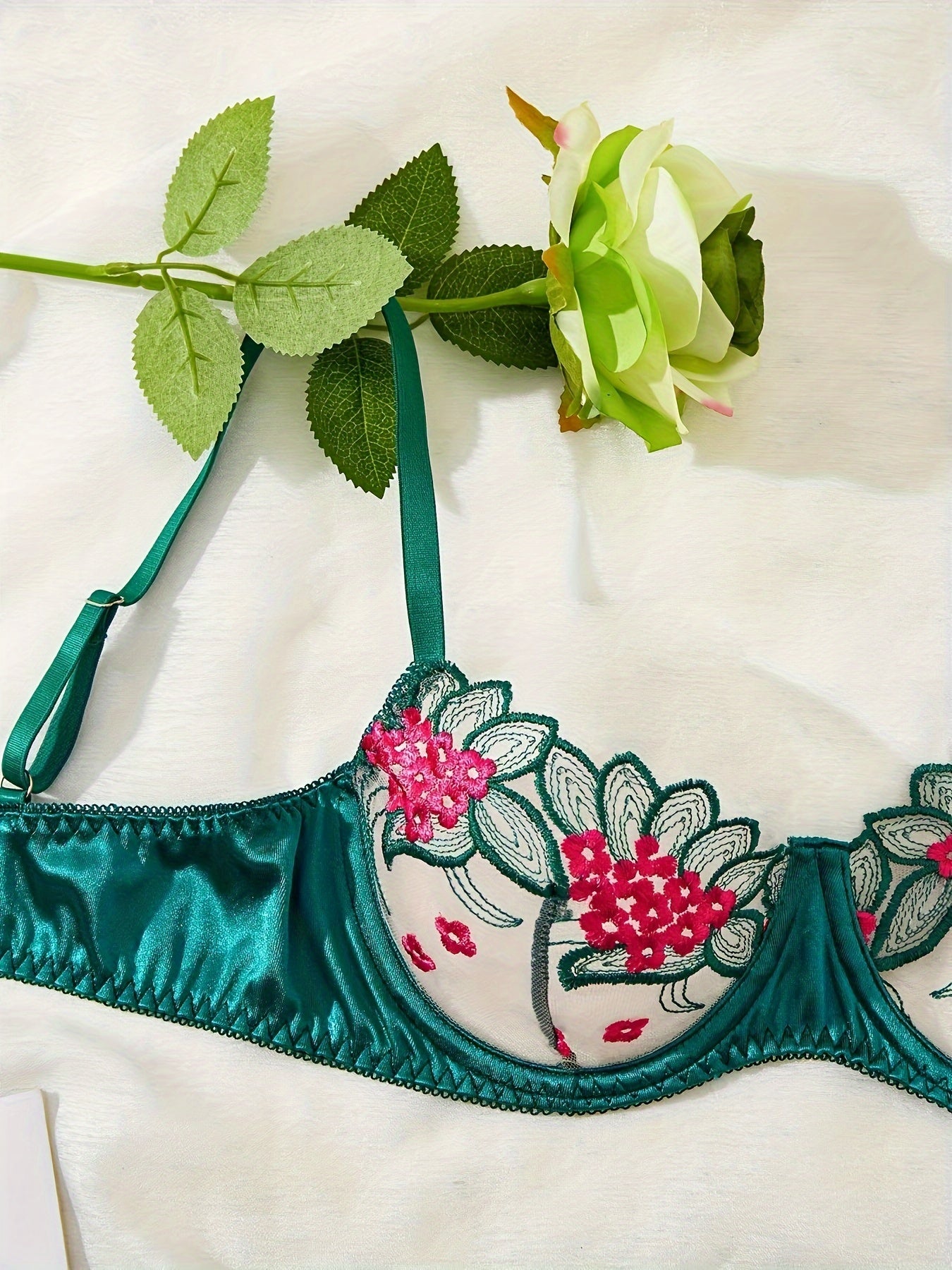 Flower Pattern Spaghetti Straps Lingerie Set For Women, Bra And Thong,/MH