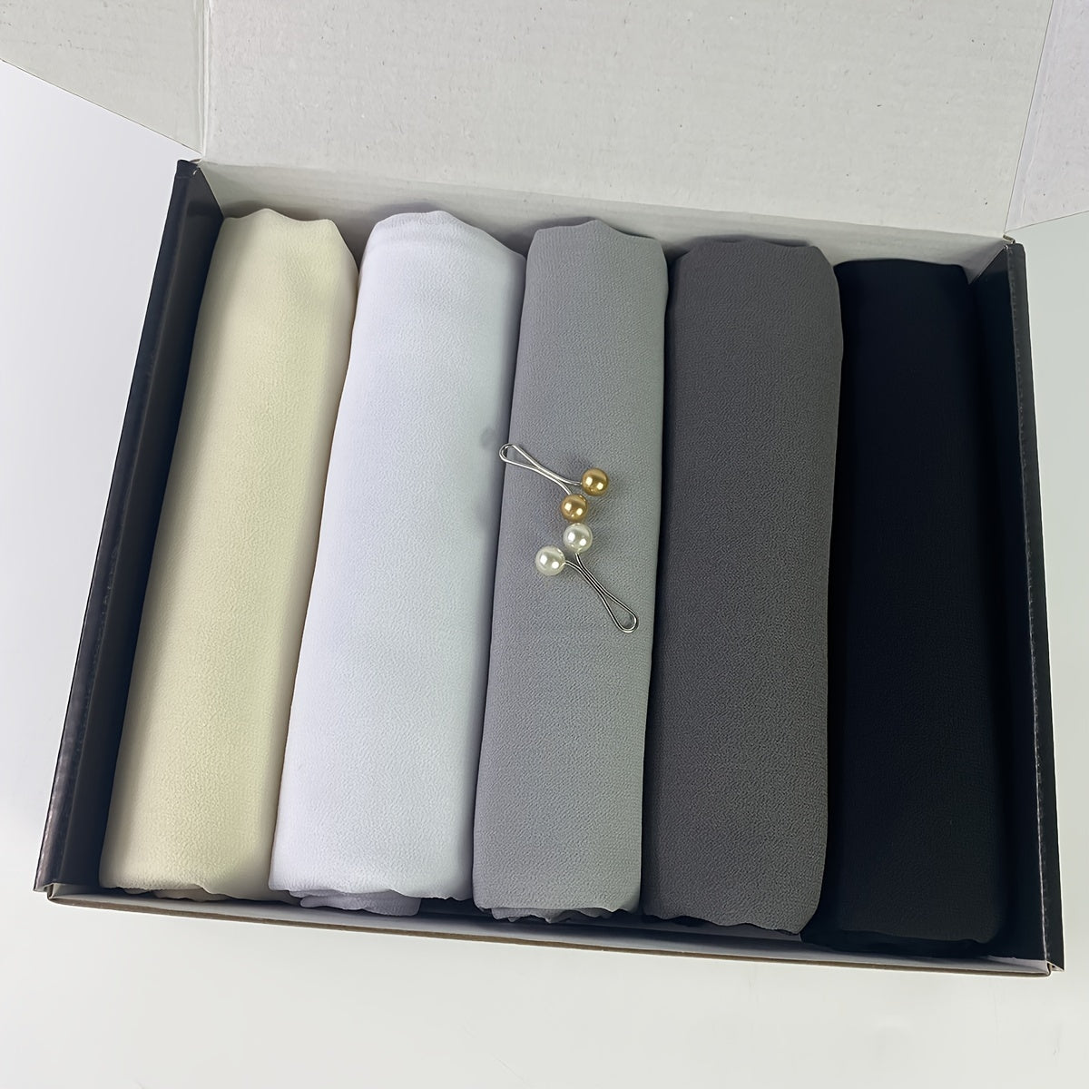 1box Solid Color Chiffon Hijab And Hijab Pins Thin Breathable Sunscreen Scarves'/MH