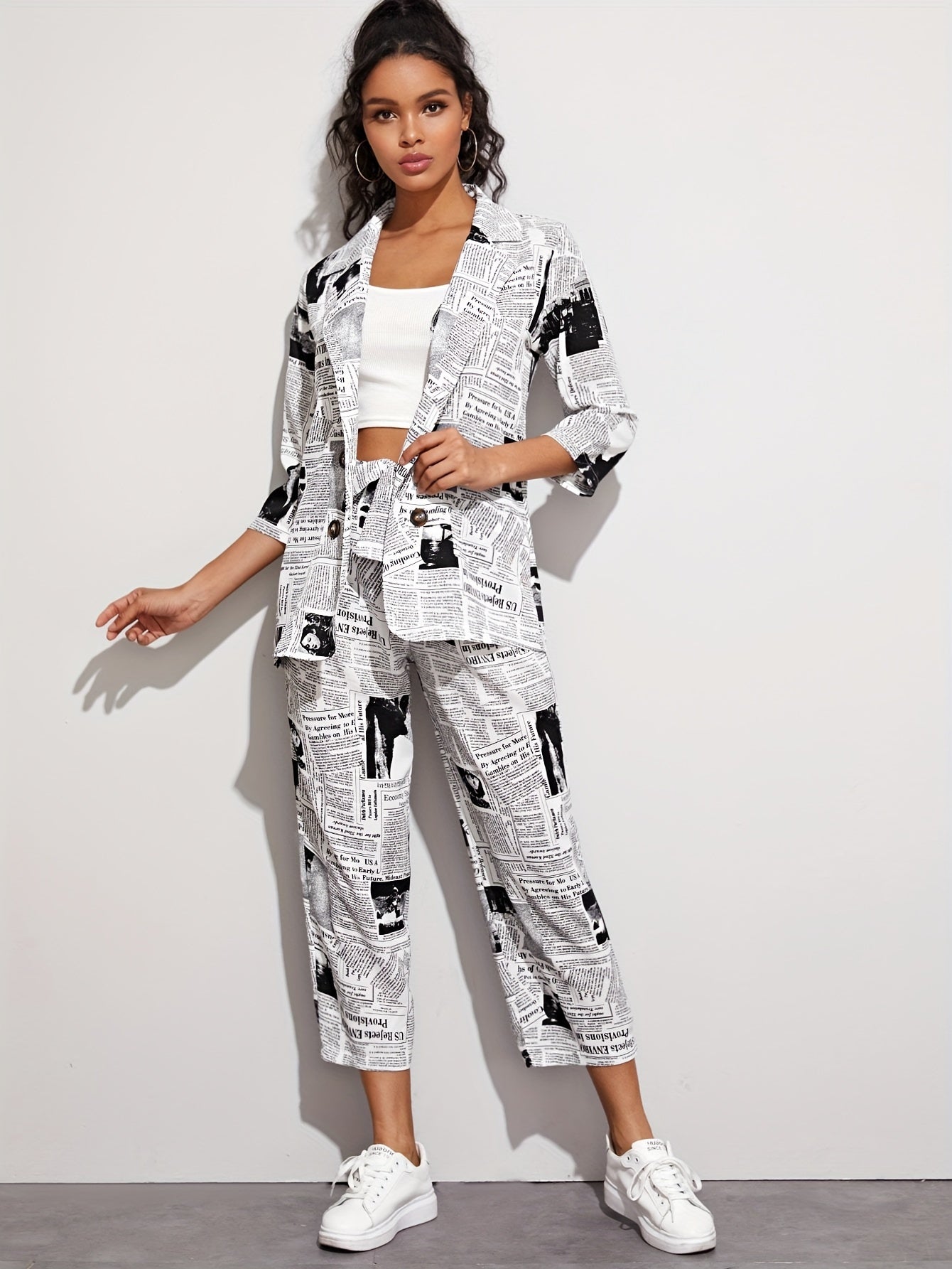 Stylish Newspaper Print 2 Piece, Button Front Lapel Neck Blazer.