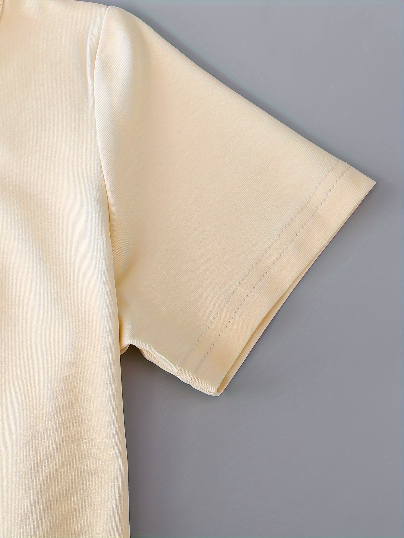 3pcs Boys Casual Solid Short Sleeve T-shirt & Smile Face Print Shorts.