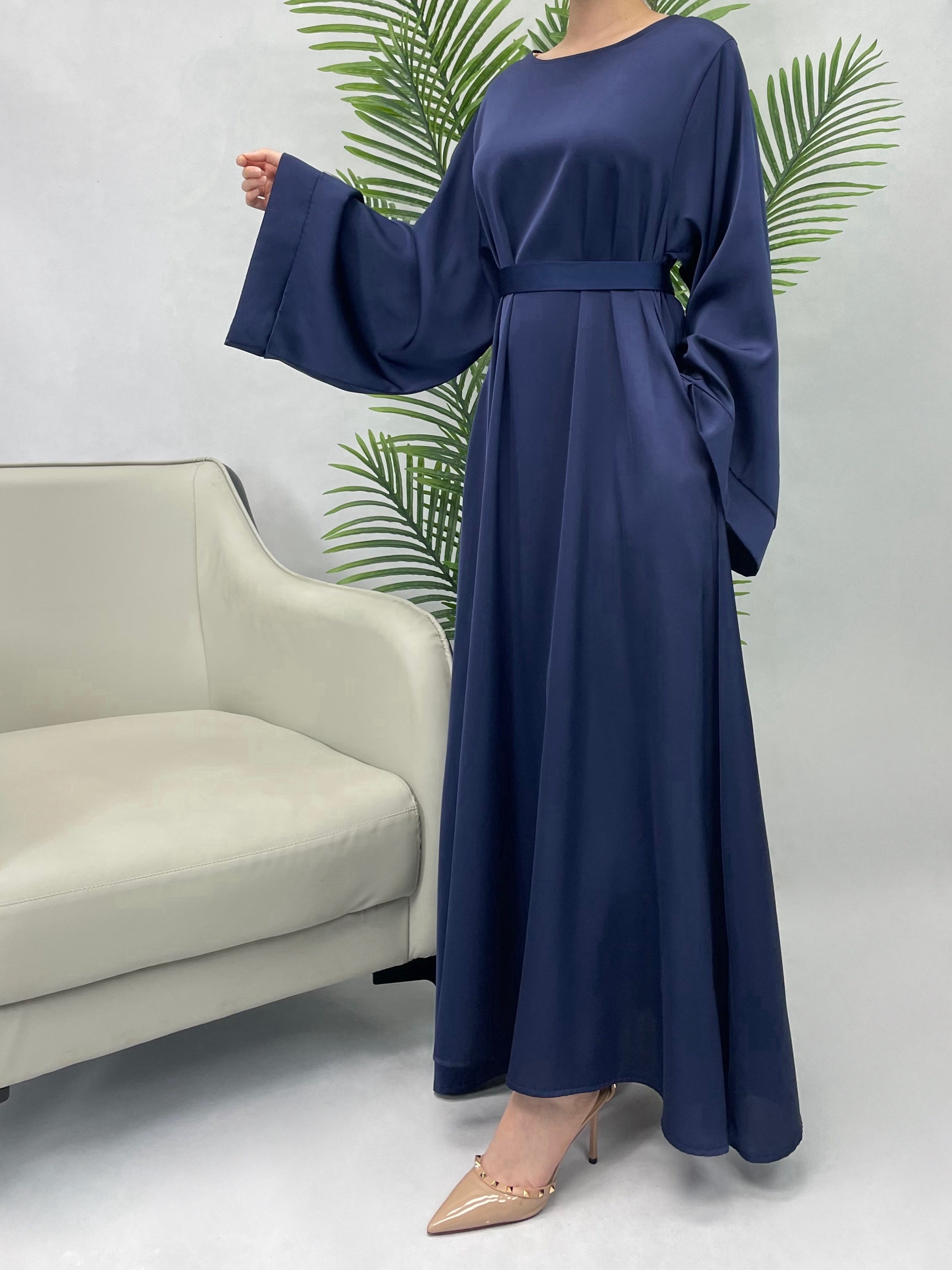 Solid Maxi Kaftan Abaya, Modest Crew Neck Long Sleeve ./MH
