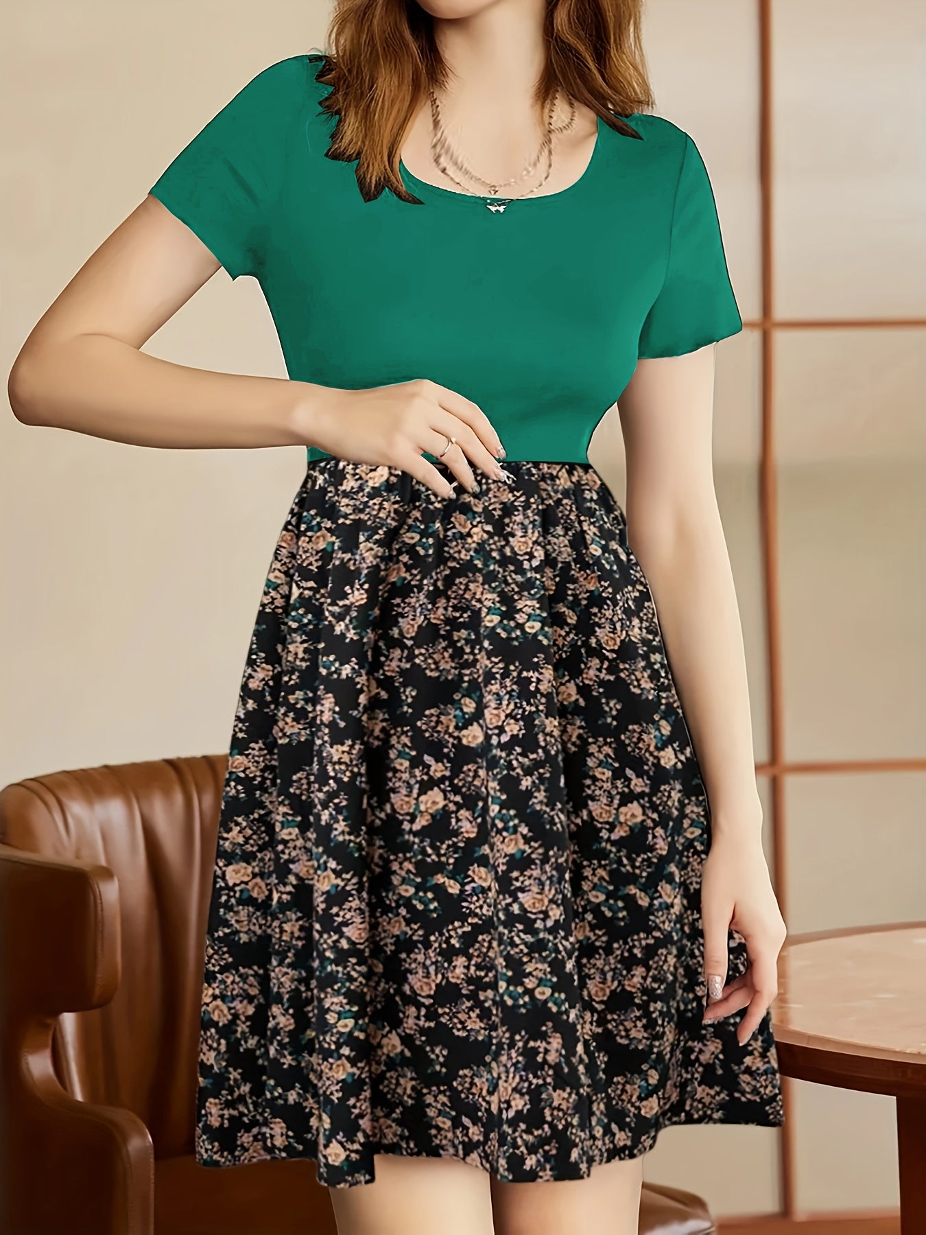Vibrant Floral Print Crew Neck Dress - Short Sleeve,/MH